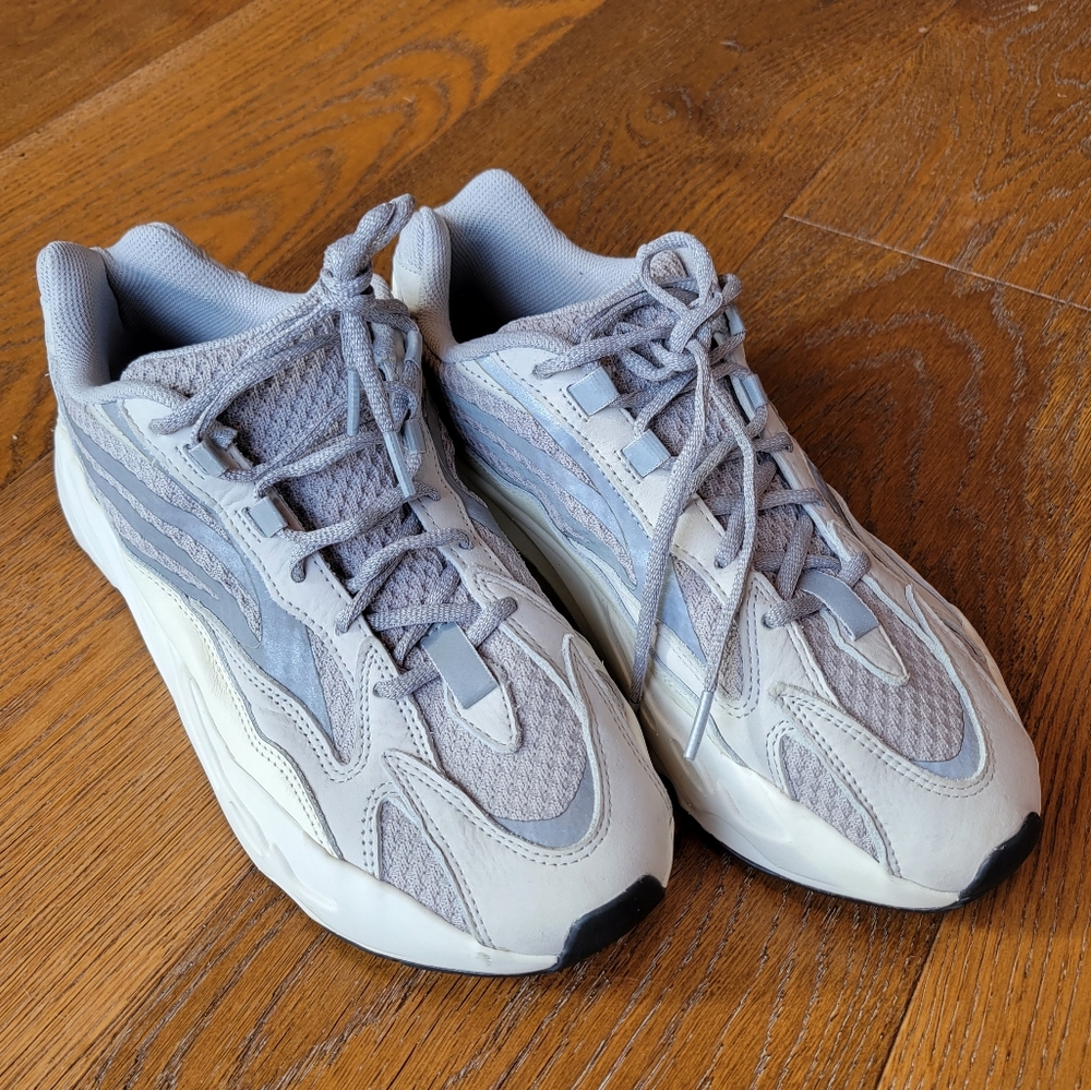 Yeezy Boost 700 "static"